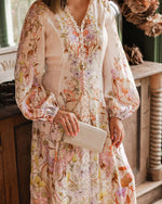 Load image into Gallery viewer, Louenhide Jessica Wallet Croc Putty