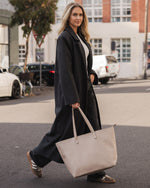 Load image into Gallery viewer, Louenhide Hudson Tote Bag Croc Malt