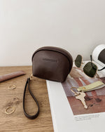 Load image into Gallery viewer, Louenhide Paige Purse Chocolate