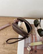 Load image into Gallery viewer, Louenhide Paige Purse Chocolate