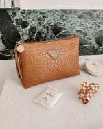Load image into Gallery viewer, Louenhide Carlo Makeup Bag Caramel