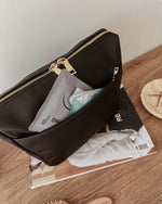 Load image into Gallery viewer, Louenhide Vanessa Cosmetic Bag - Black