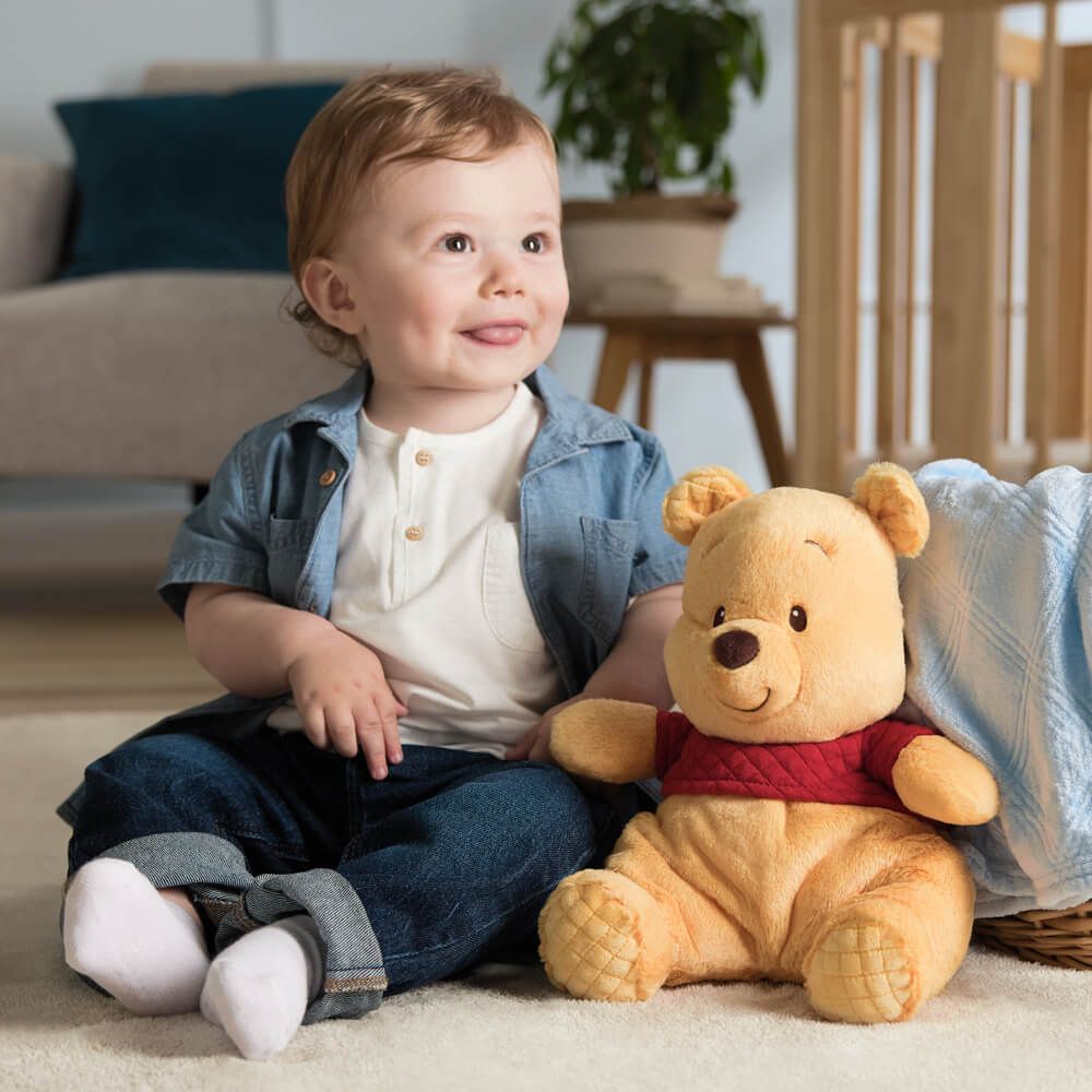 Gund Disney Oh So Snuggly Winnie The Pooh