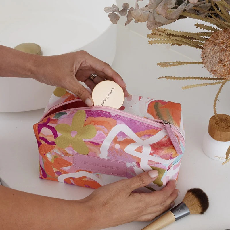 Mindful Marlo Box Makeup Bag - Ivy