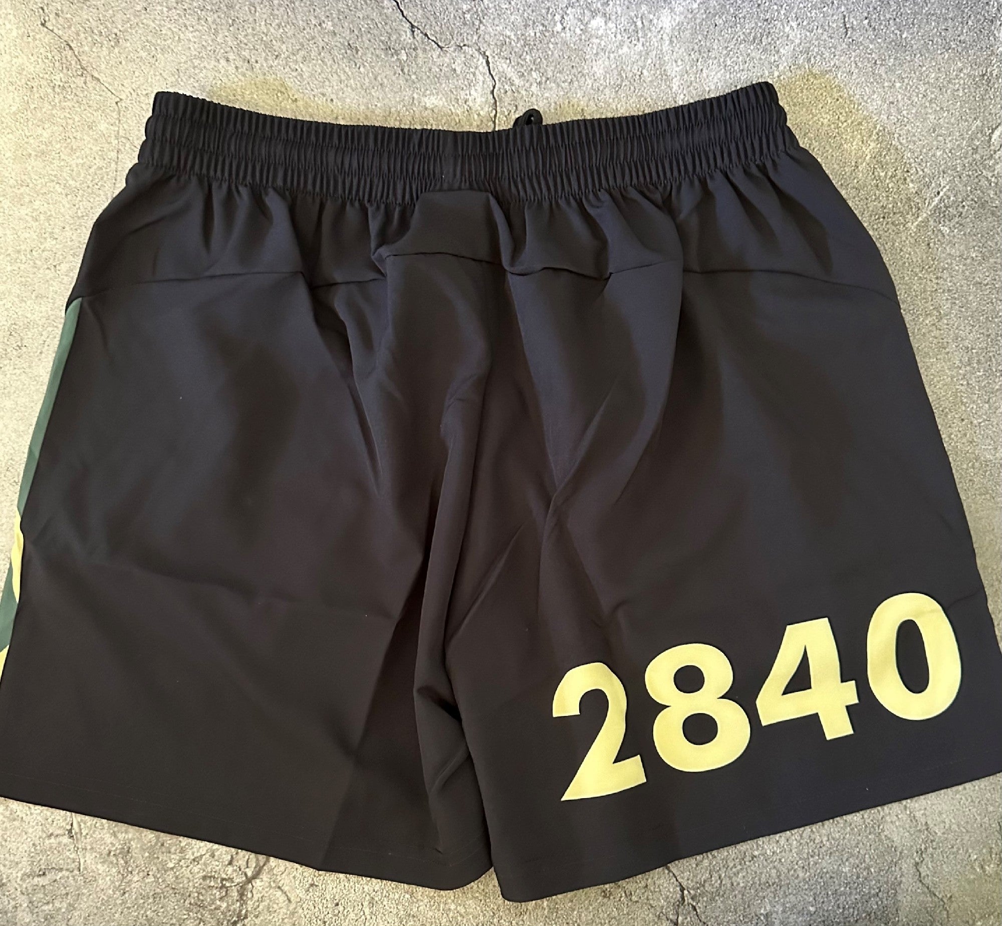 Bourke Casual Shorts Green Camo & Black [sz:s]