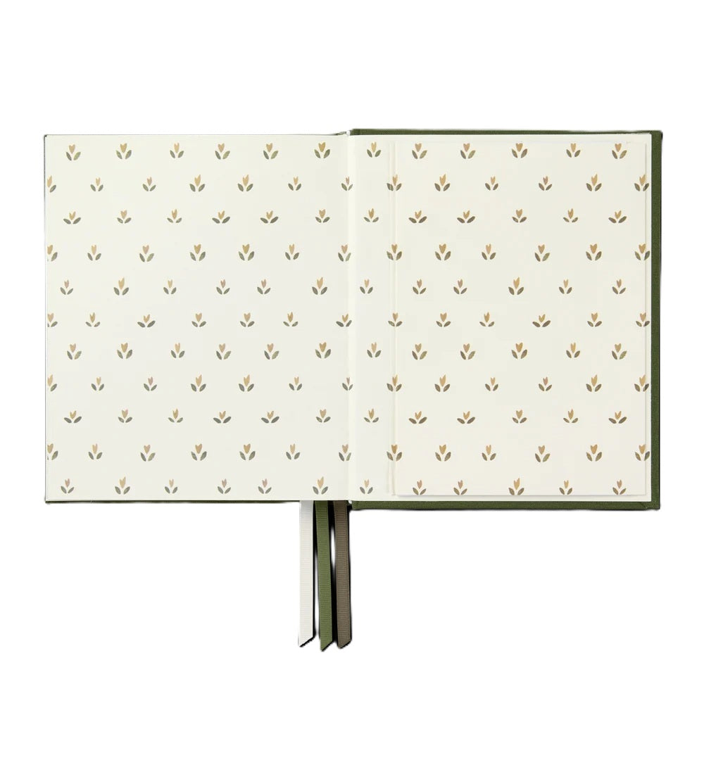 Emma Kate & Co 2027 Plannet Signature - Horizontal Weekly Clover