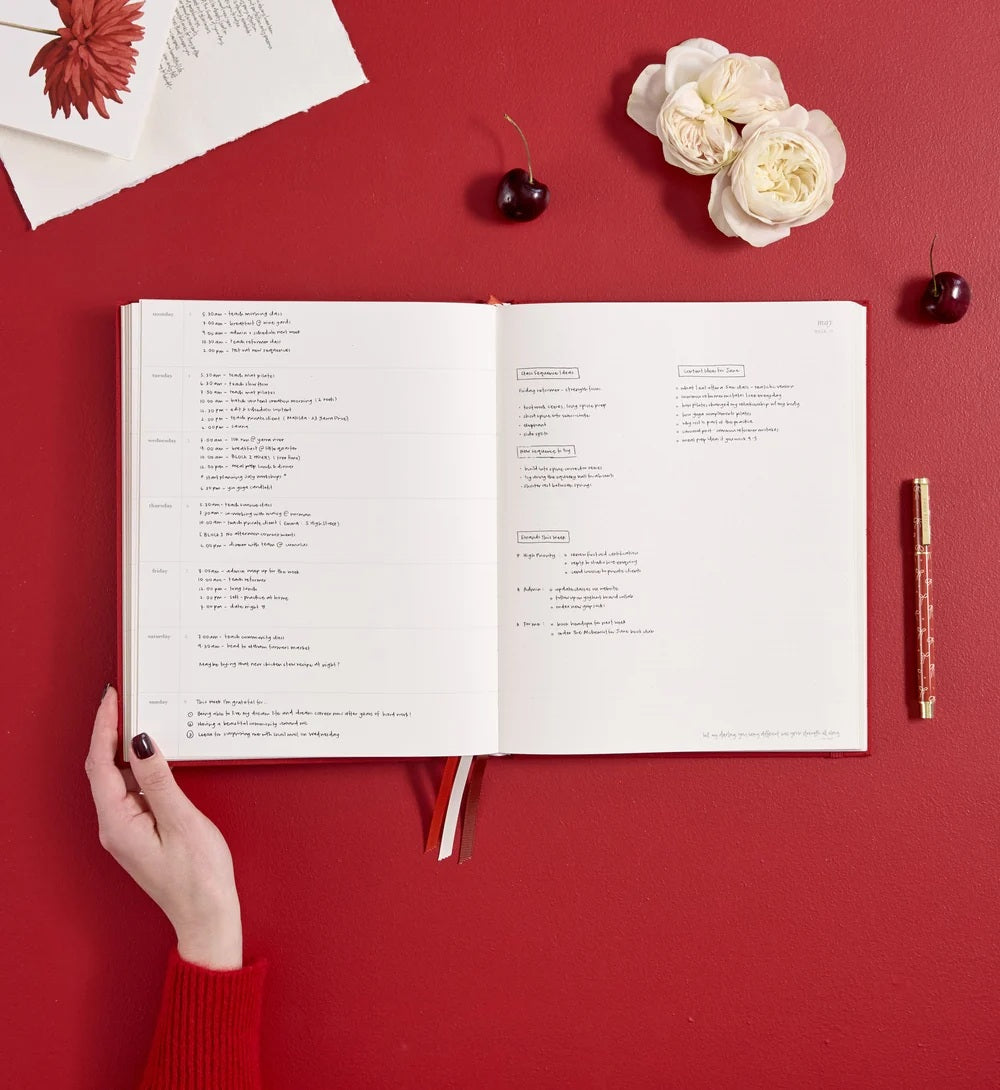 Emma Kate & Co 2027 Planner Grande - Horizontal Weekly Cherry On Top
