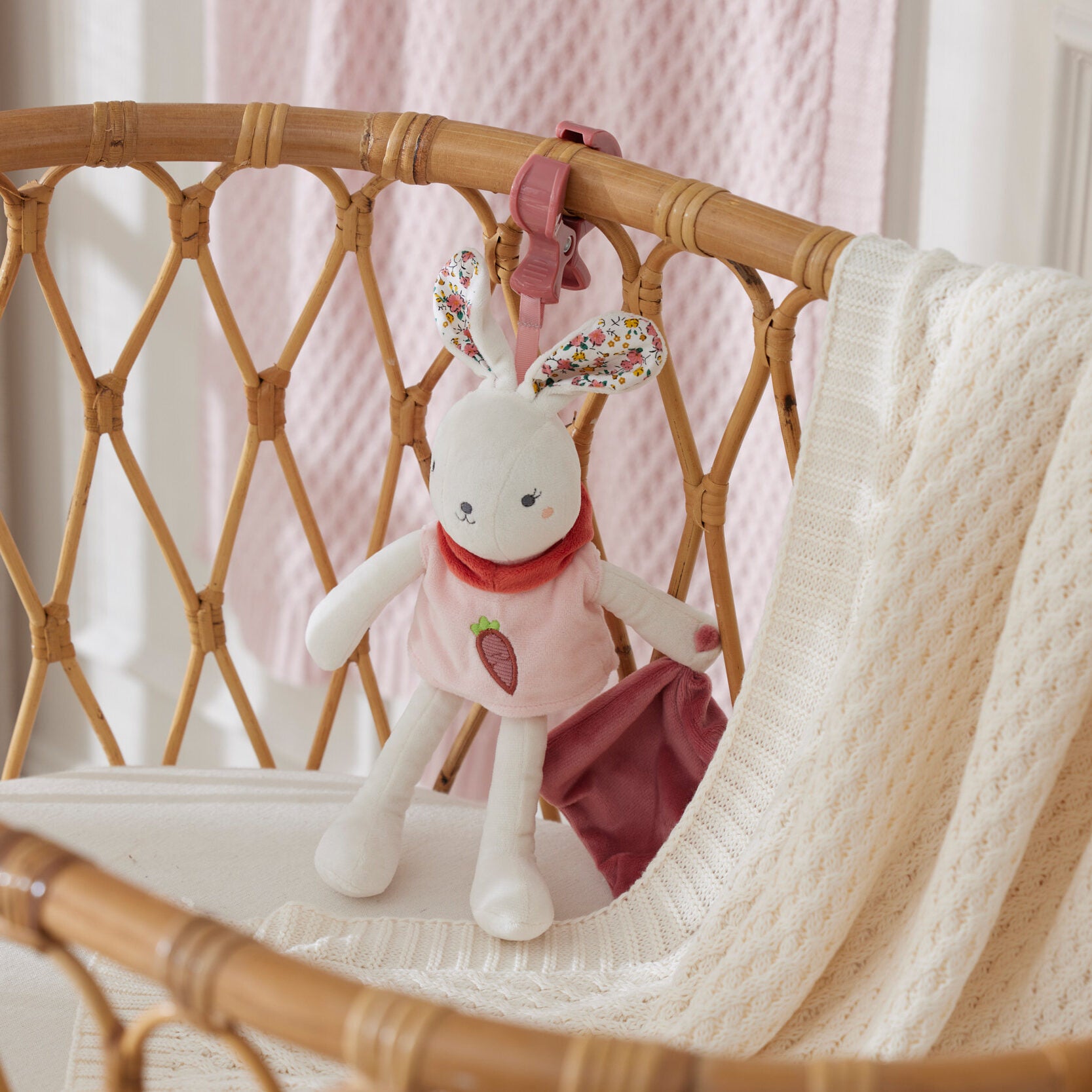 Jiggle & Giggle Hugglies Bunny Clip-on Toy