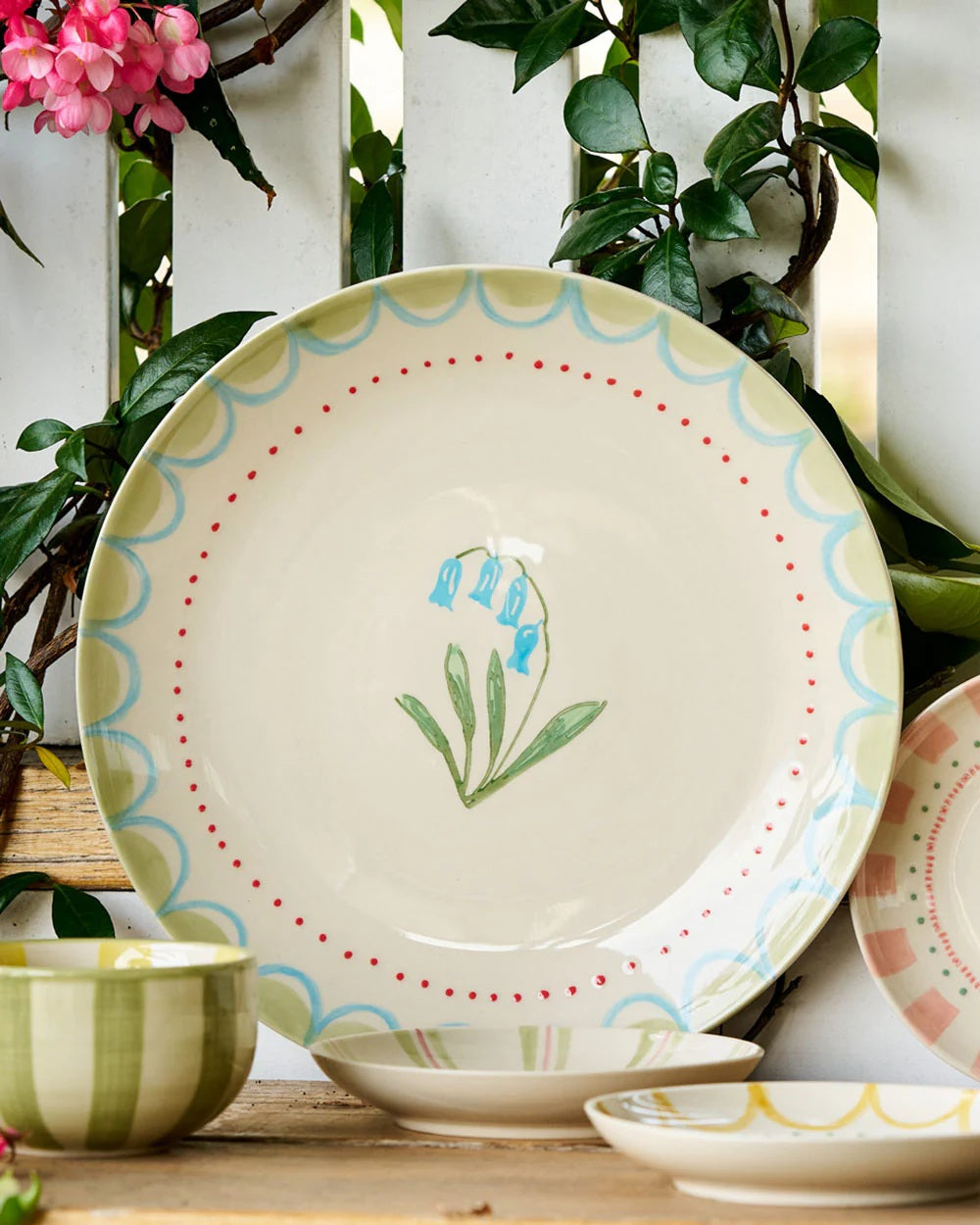 Robert Gordon Cake Plate 32cm - June's Garden Blue Bell
