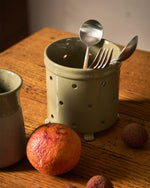 Load image into Gallery viewer, Robert Gordon Cutlery Drainer/colander Peppercorn - Kitchen Life
