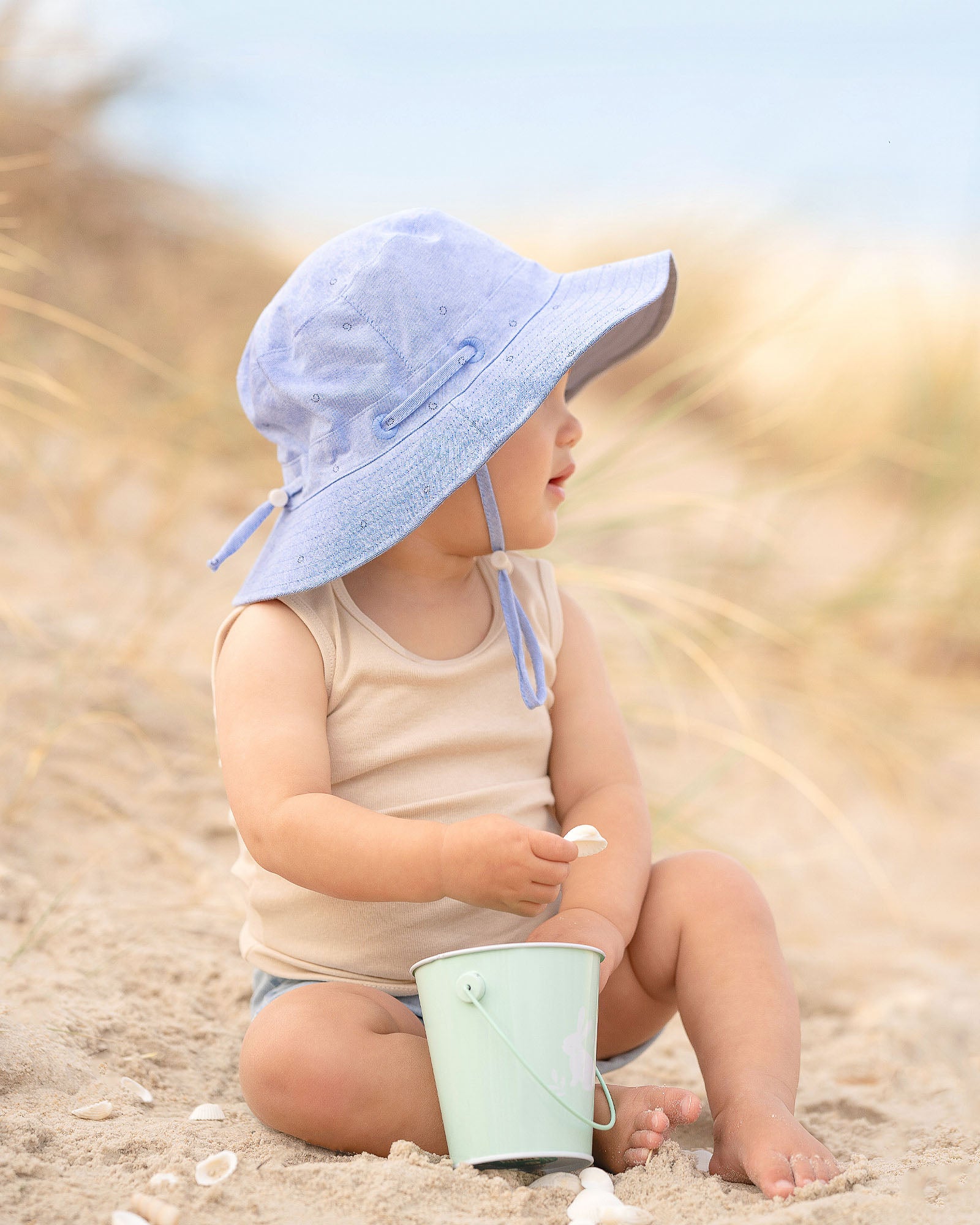 Toshi Sunhat Xavier Sky [sz:s]