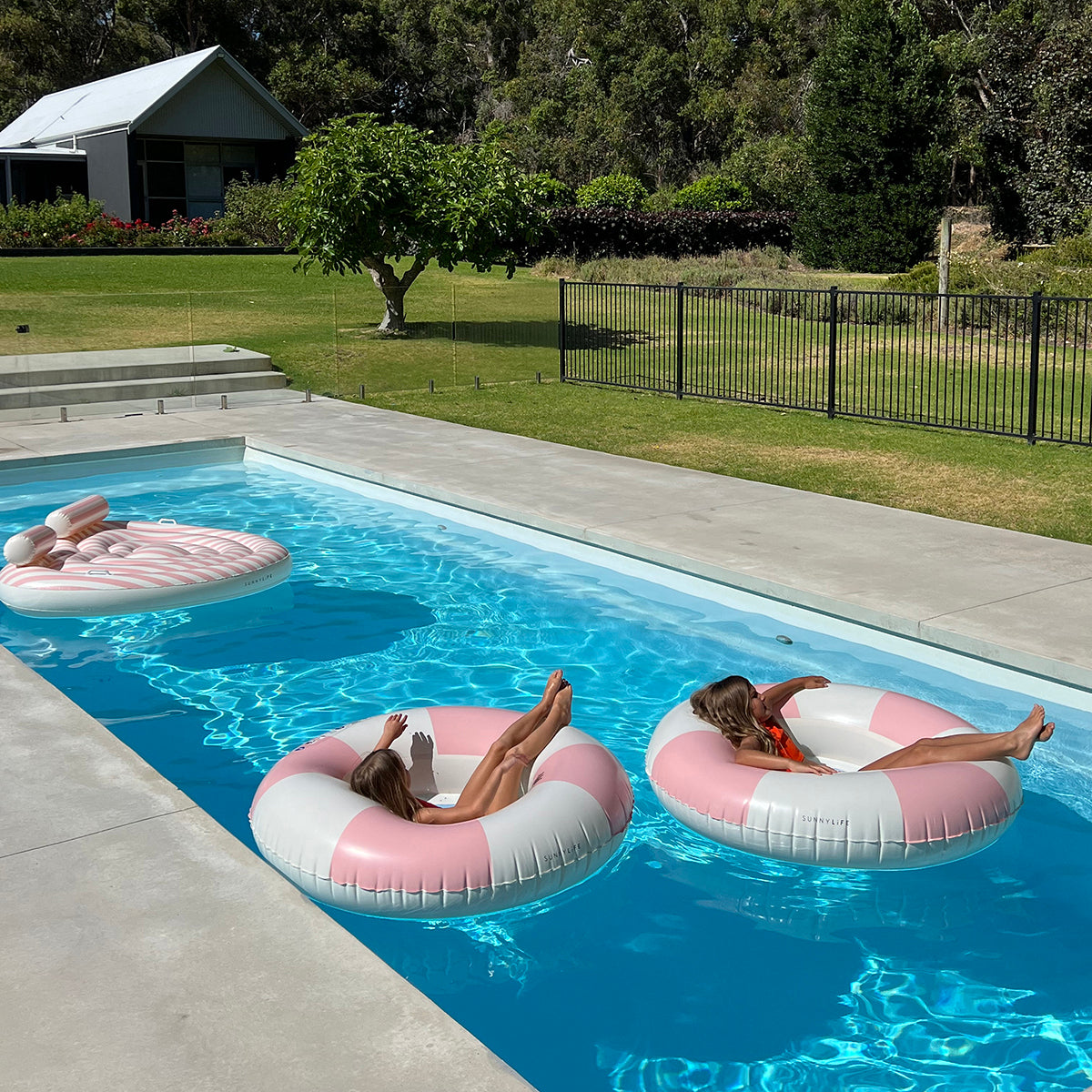 Sunnylife Luxe Pool Ring - Stole My Heart Pink