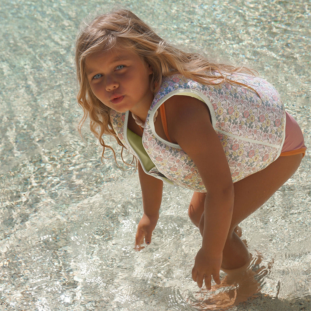 Sunnylife Kids Swim Vest 3-6 Into The Garden Ditsy Floral