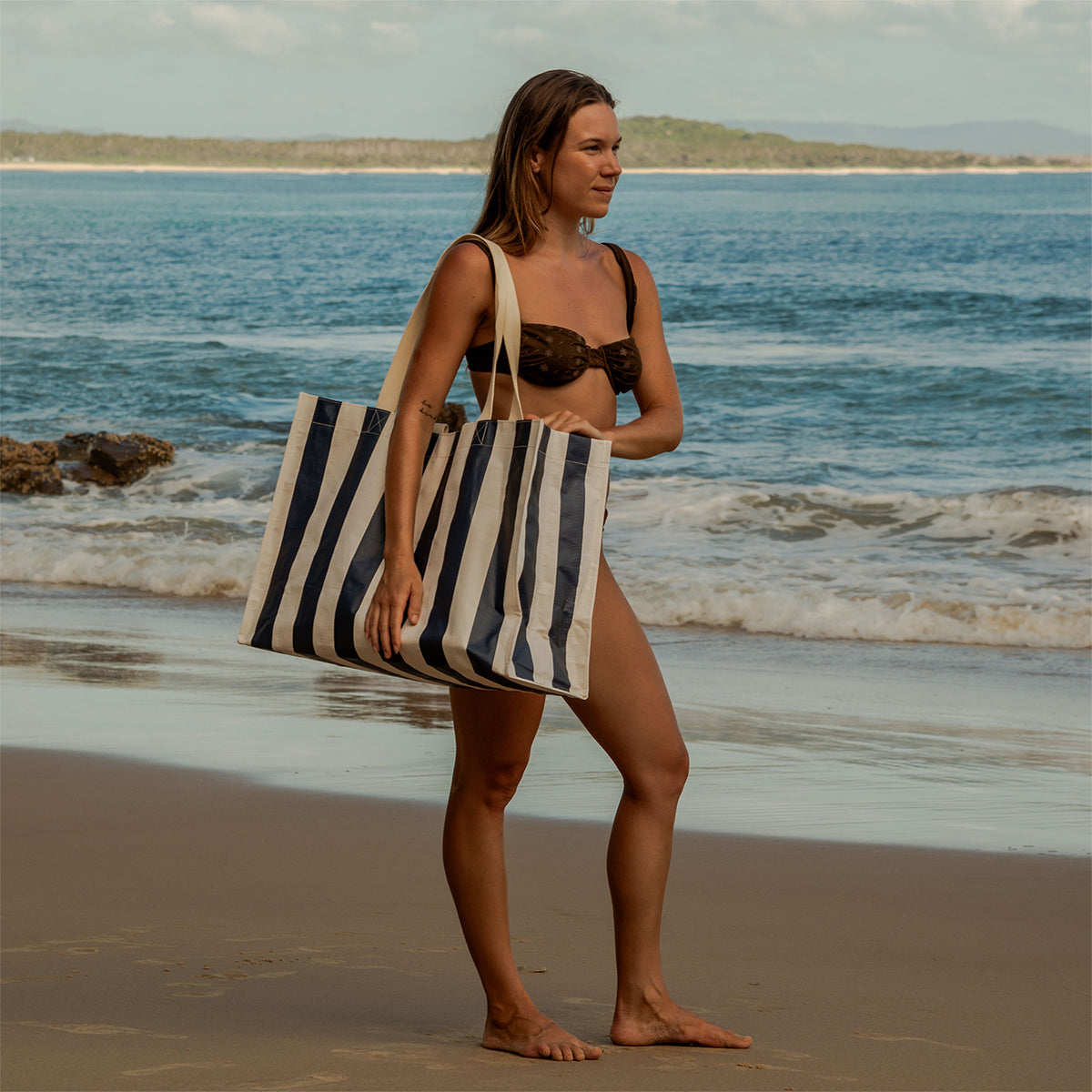 Sunnylife Carryall Beach Bag - Marine Stripe