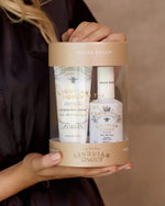 Load image into Gallery viewer, Maine Beach Organic Ligurian Honey - Natural Wonders Gift Set
