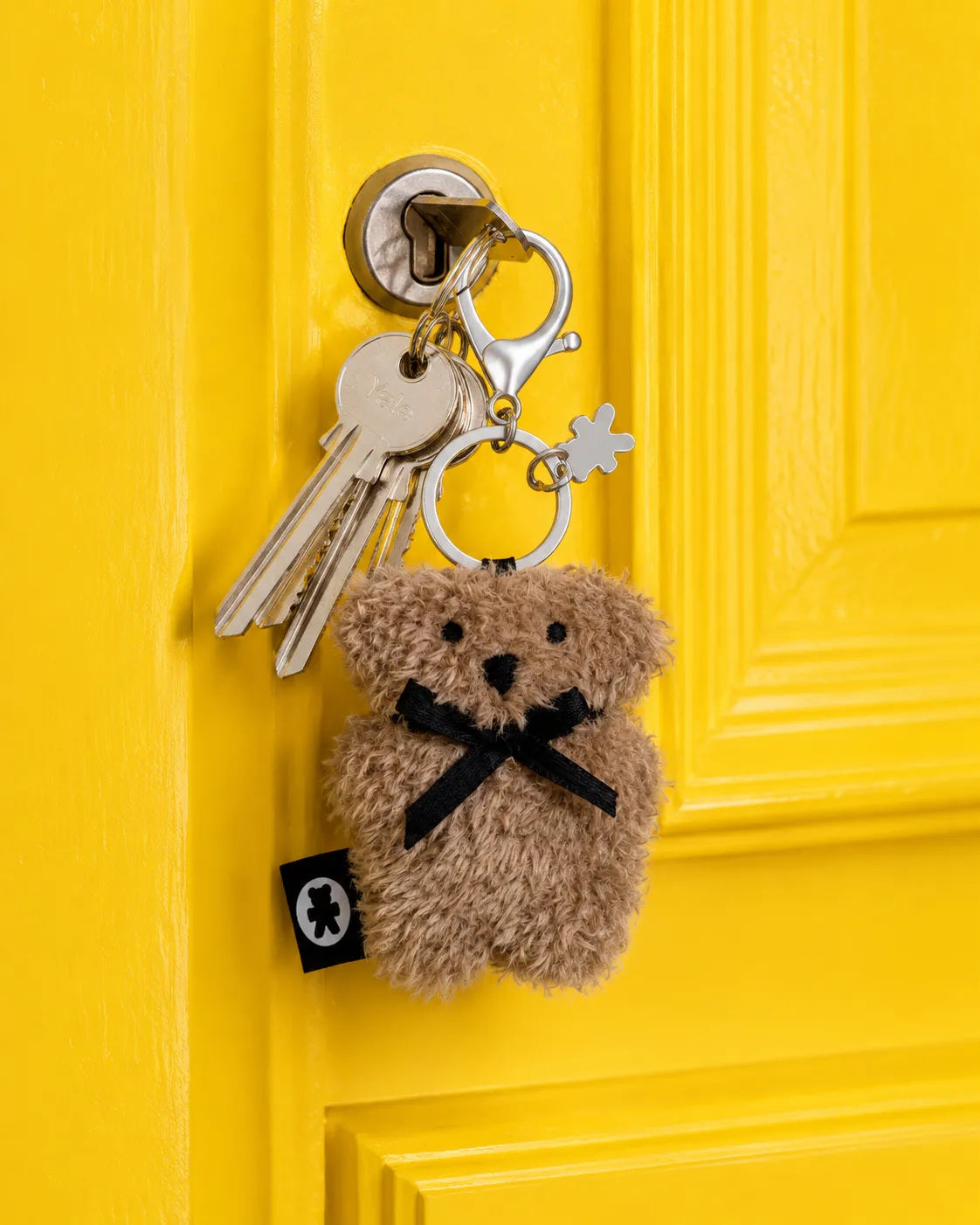 Flat Out Bear Key Ring - Latte