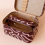 Load image into Gallery viewer, Fox &amp; Fallow Como Vanity Case - The Classic
