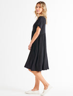 Load image into Gallery viewer, Betty Basics Donna Dress Black
