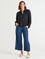 Load image into Gallery viewer, Betty Basics Sinead Cuff Sleeve Textured Shirt - Black [sz:8]
