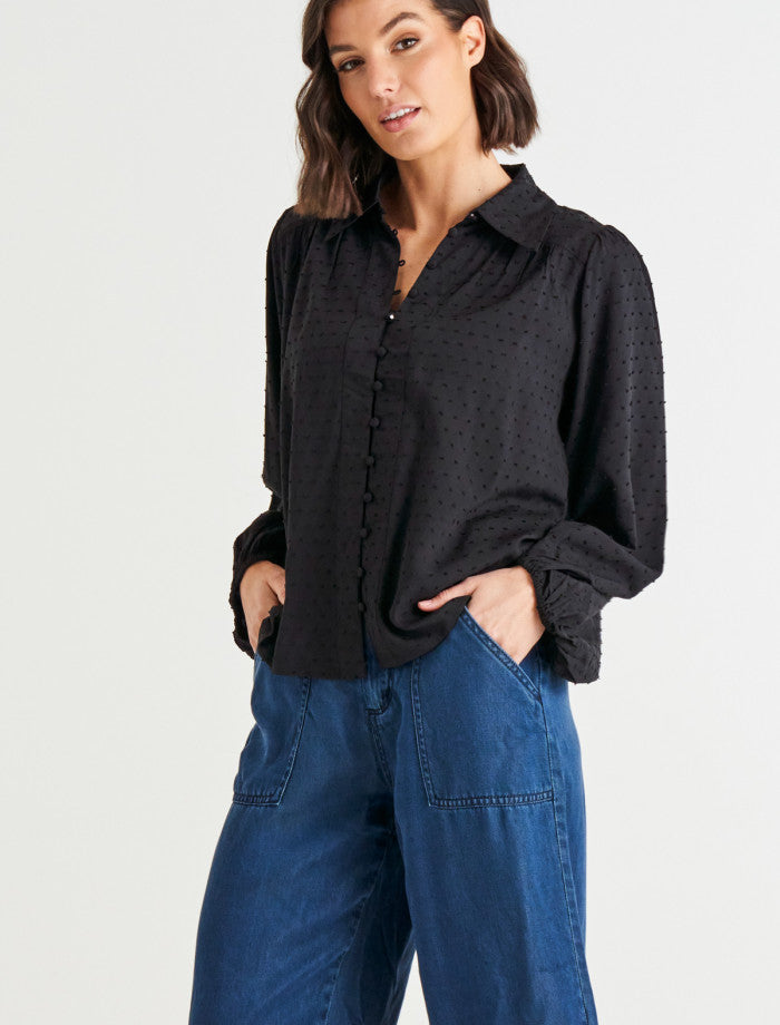 Betty Basics Sinead Cuff Sleeve Textured Shirt - Black [sz:8]