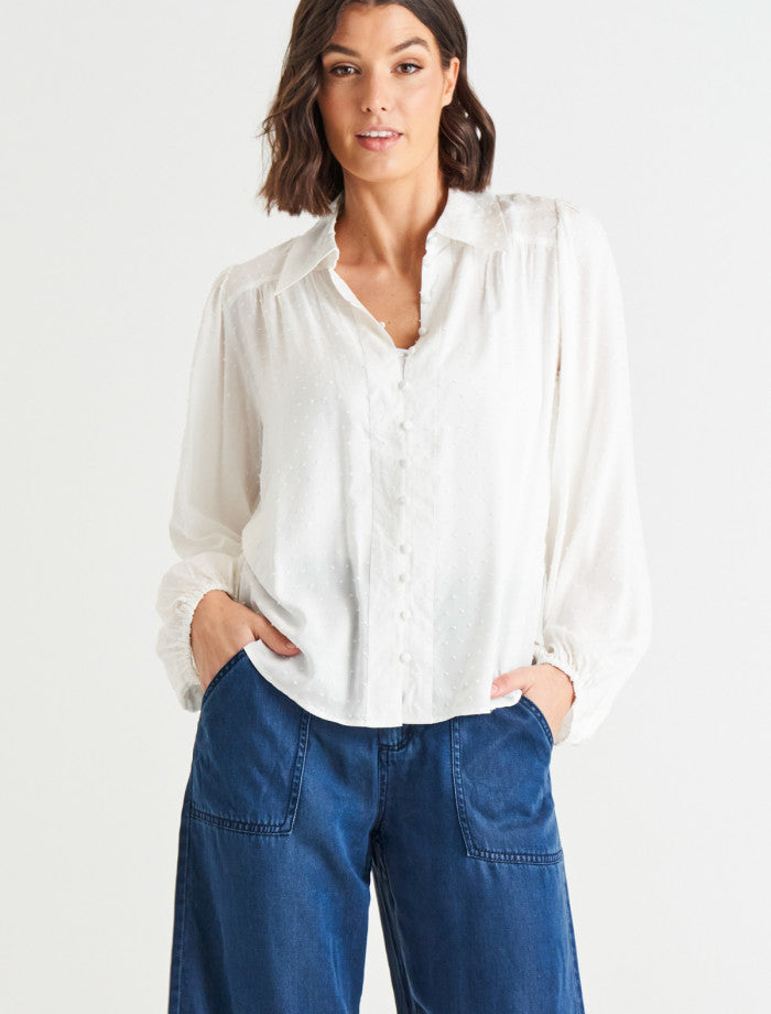 Betty Basics Sinead Cuff Sleeve Textured Shirt - White [sz:8]