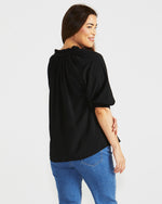 Load image into Gallery viewer, Betty Basics Cecilia Blouse Black [sz:8]
