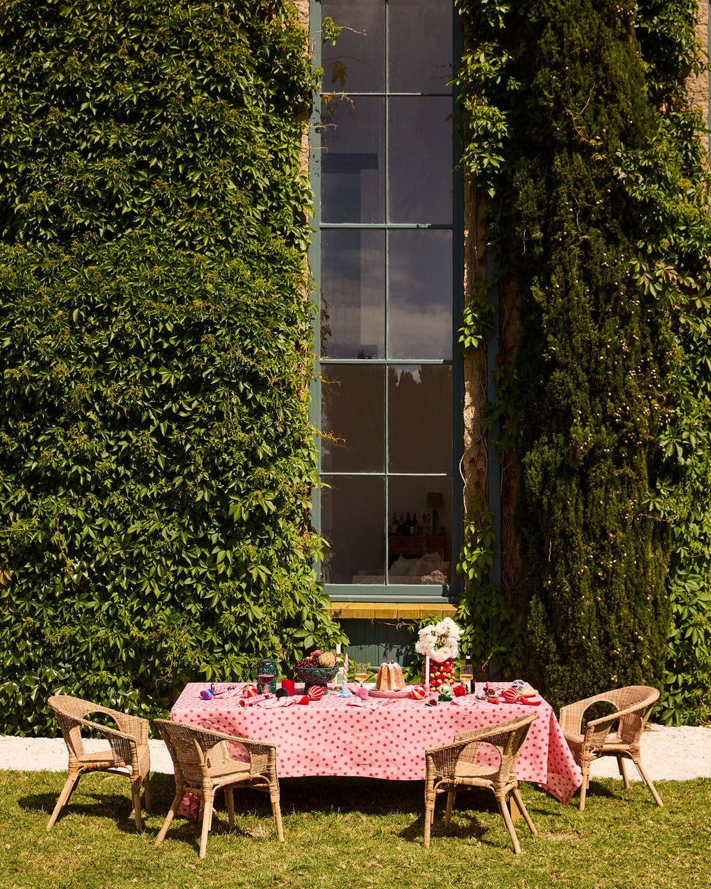 Kip & Co Polkadot Pink Tablecloth Standard Rectangular