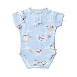 Load image into Gallery viewer, Snuggle Hunny Short Sleeve Organic Bodysuit Taking Flight [sz:0000]
