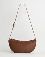 Load image into Gallery viewer, Juju &amp; Co Shasta Sling - Cognac
