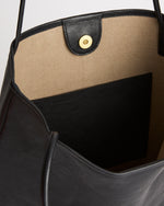 Load image into Gallery viewer, Juju &amp; Co Logan Tote - Black
