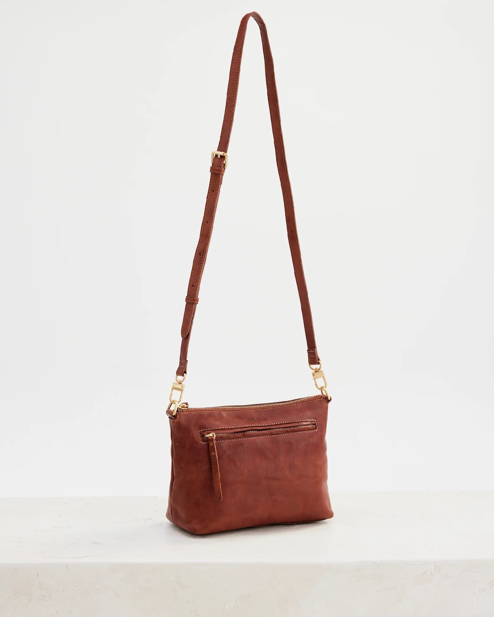 Juju & Co Tumbled Large Essential Pouch