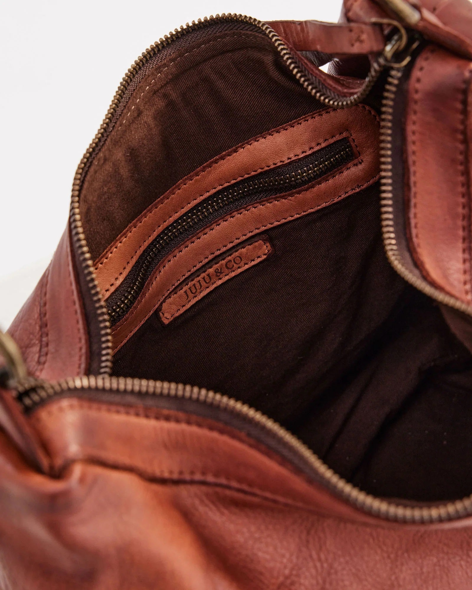 Juju & Co Signature Slouchy Bag - Cognac