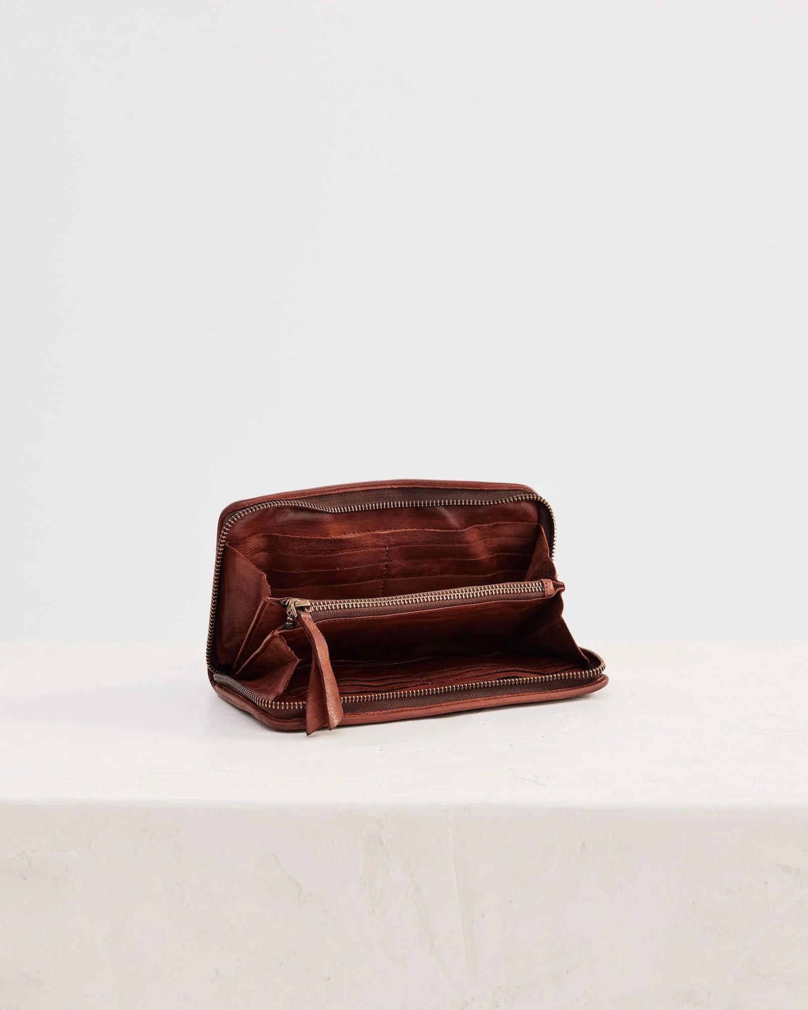 Juju & Co Braid Wallet - Cognac
