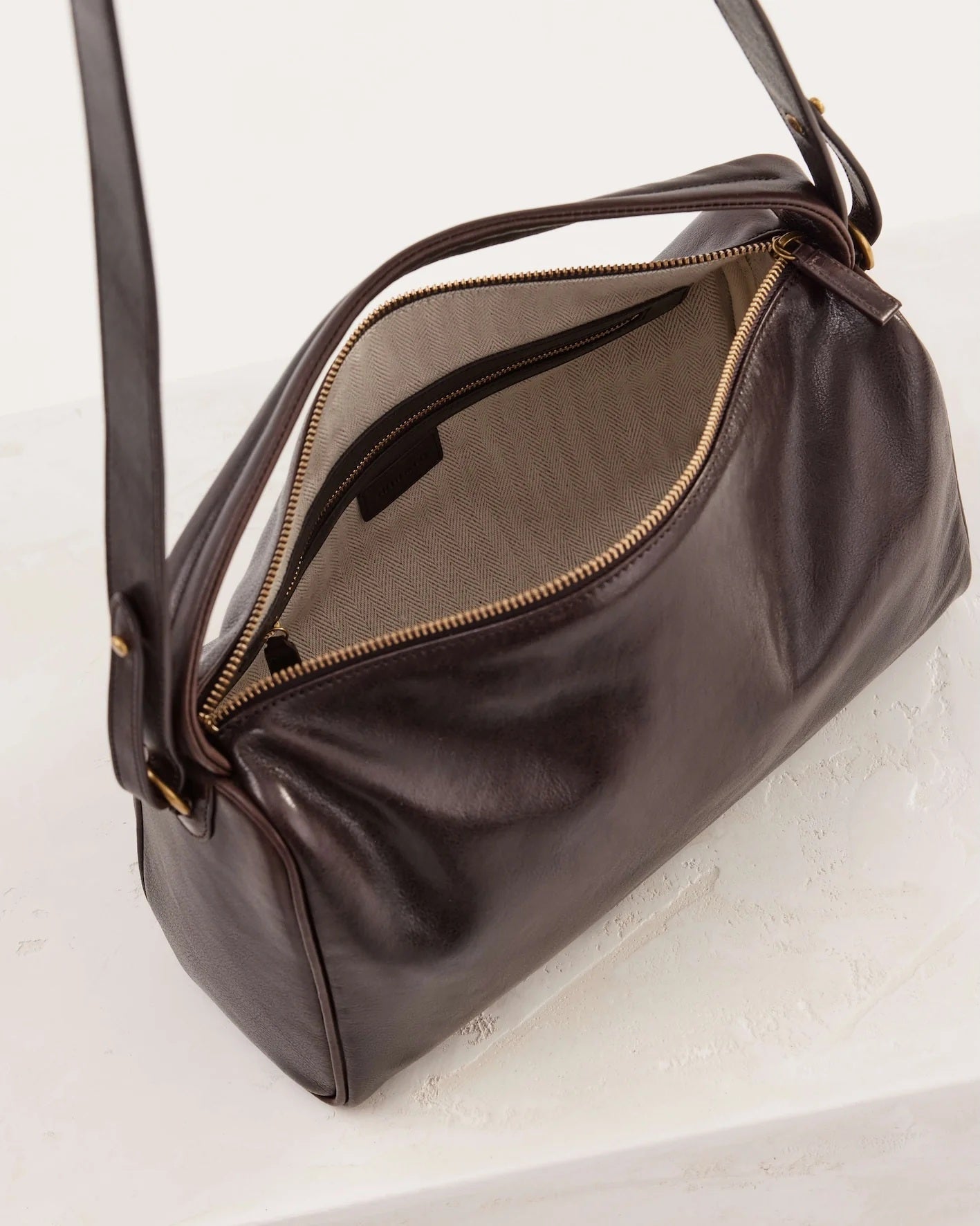 Juju & Co Bolster Bag Mahogany