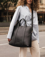 Load image into Gallery viewer, Louenhide Rhodes Laptop Bag Black
