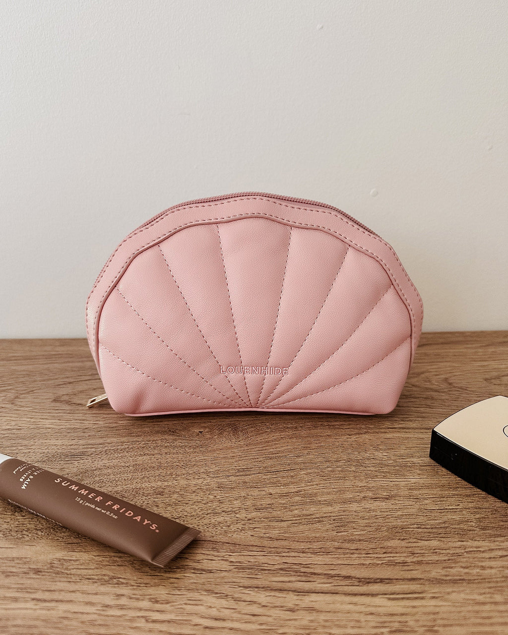 Louenhide Shell Makeup Bag - Pink