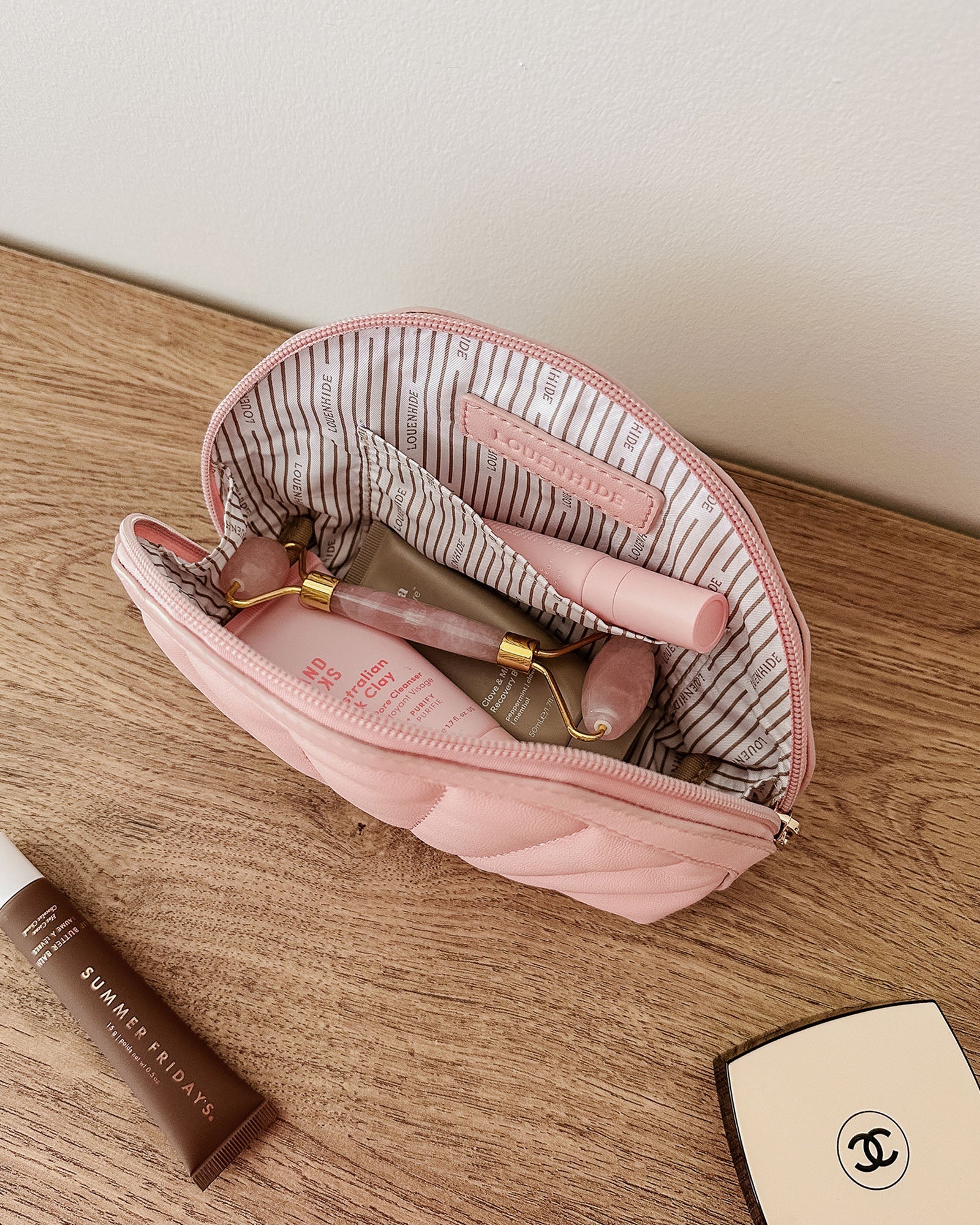 Louenhide Shell Makeup Bag - Pink