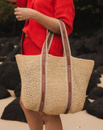 Load image into Gallery viewer, Louenhide Bali Beach Bag - Natural Tan Raffia
