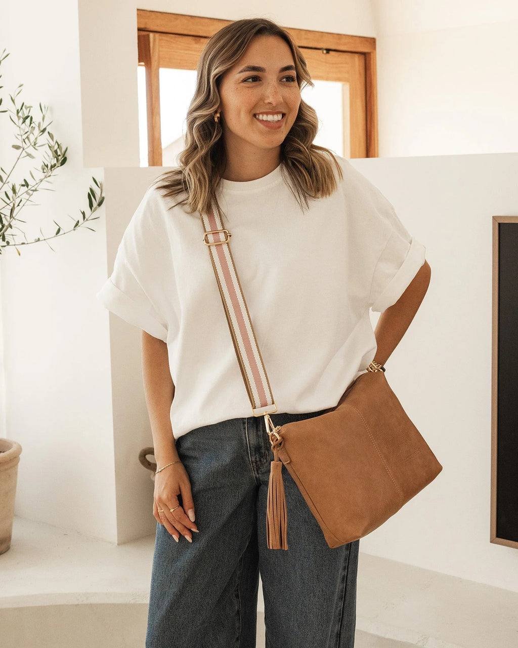 Louenhide Daisy Stripe Crossbody Bag - Camel