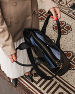 Load image into Gallery viewer, Louenhide Windsor Laptop Bag Black
