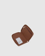 Load image into Gallery viewer, Louenhide Eden Wallet - Saddle Cognac
