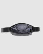 Load image into Gallery viewer, Louenhide Andie Handbag Black
