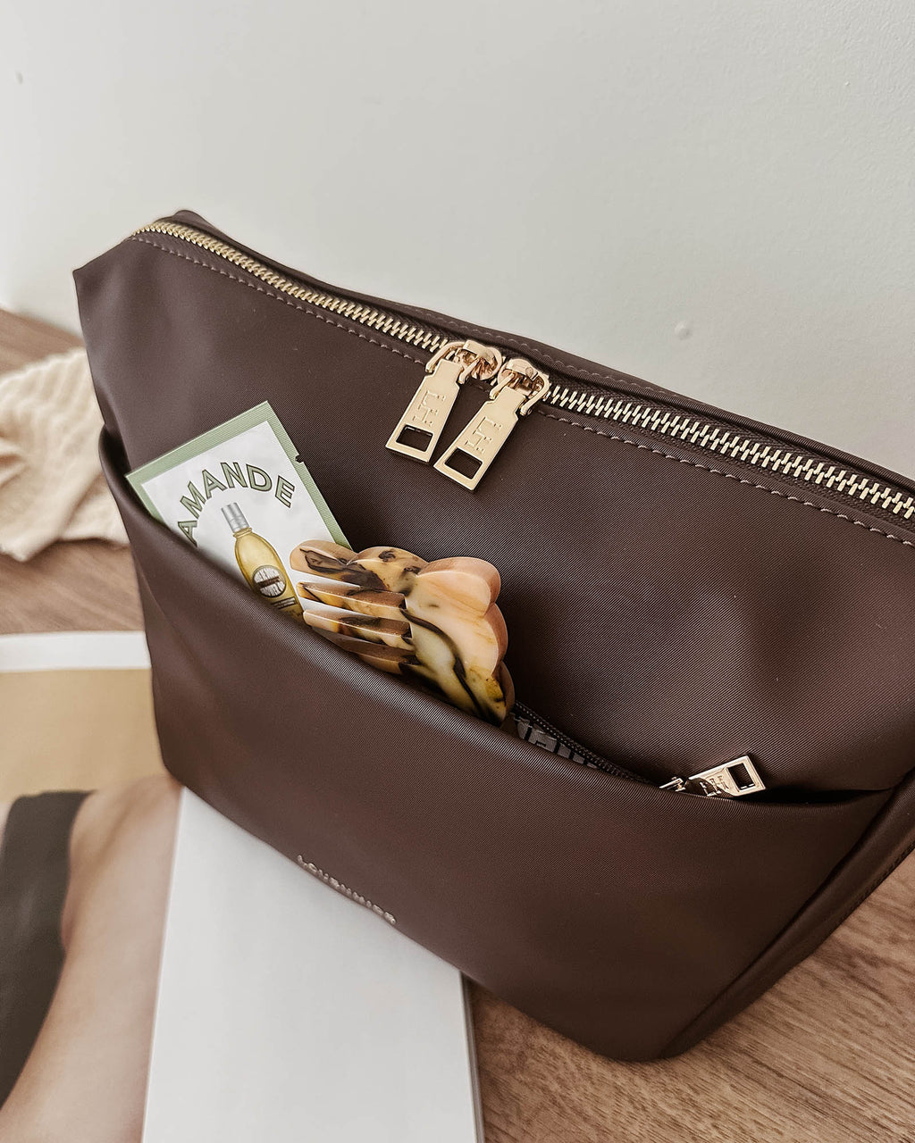 Louenhide Vanessa Cosmetic Bag - Chocolate