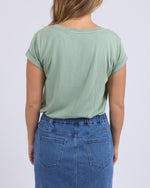 Load image into Gallery viewer, Foxwood Manly Vee Tee Ice Berg Green [sz:8]
