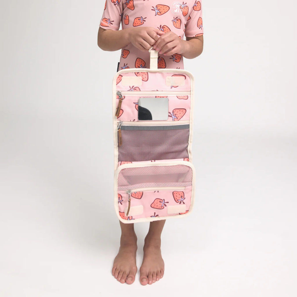 Crywolf Hanging Toiletry Bag Strawberry Splash