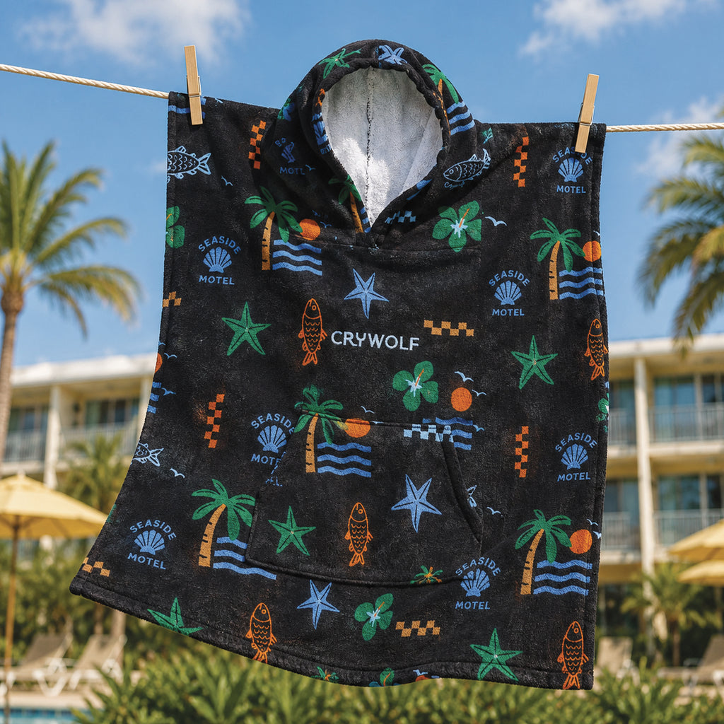 Crywolf Hooded Towel Seaside Motel [sz:s/m]
