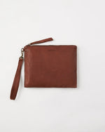 Load image into Gallery viewer, Juju &amp; Co Large Flat Pouch Cognac
