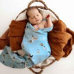 Load image into Gallery viewer, Snuggle Hunny Dream Organic Muslin Wrap
