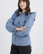Load image into Gallery viewer, Foxwood Vada Blouse Blue Wash *sale*
